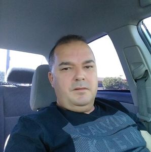 Meet your Posher, Luis